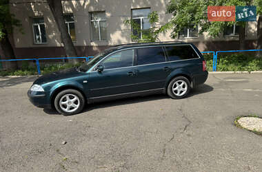 Універсал Volkswagen Passat 2001 в Миколаєві