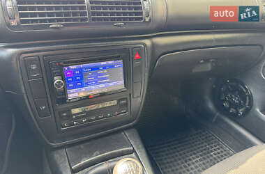 Універсал Volkswagen Passat 2001 в 