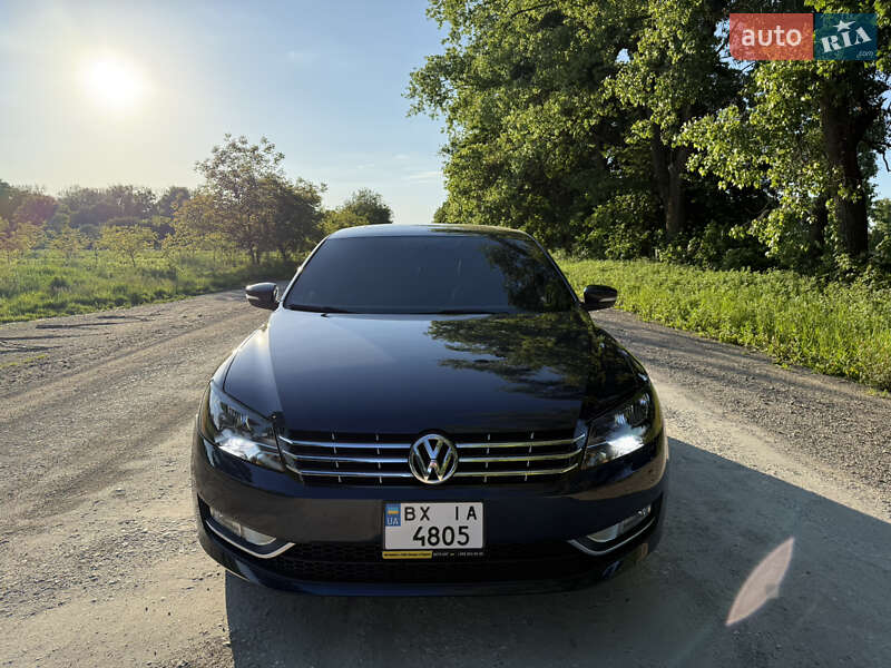 Седан Volkswagen Passat 2013 в Каменец-Подольском
