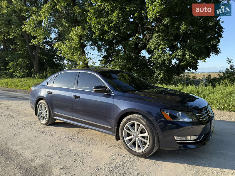 Седан Volkswagen Passat 2013 в Каменец-Подольском