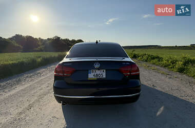 Седан Volkswagen Passat 2013 в 