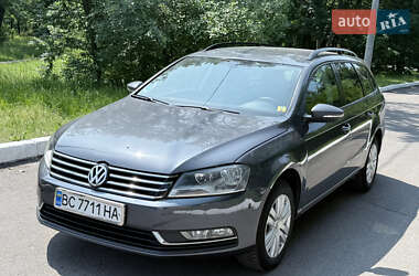 Універсал Volkswagen Passat 2011 в 