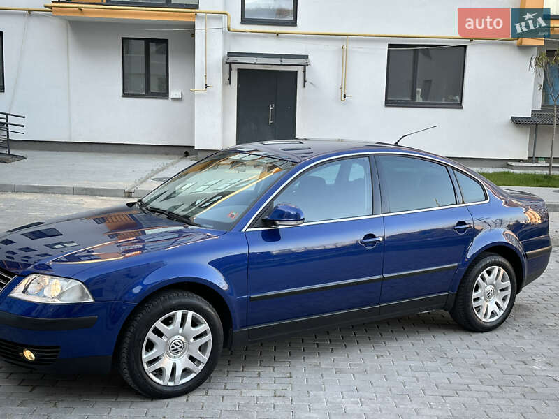 Седан Volkswagen Passat 2004 в Вінниці