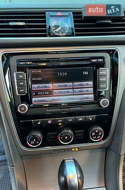 Седан Volkswagen Passat 2013 в 