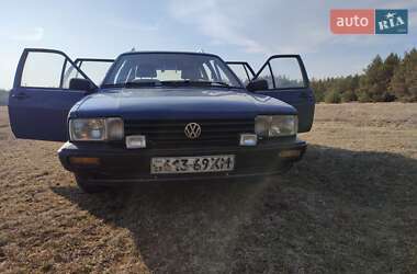 Универсал Volkswagen Passat 1987 в Заречном