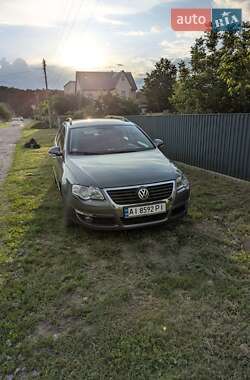 Универсал Volkswagen Passat 2005 в Жашкове