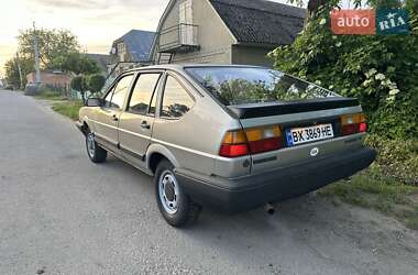 Хэтчбек Volkswagen Passat 1986 в 