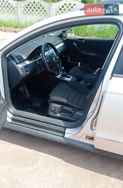 Универсал Volkswagen Passat 2009 в 