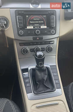 Универсал Volkswagen Passat 2013 в 