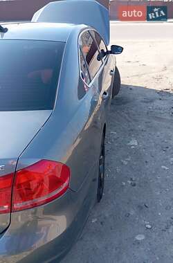 Седан Volkswagen Passat 2012 в 