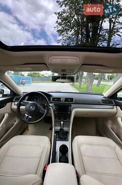 Седан Volkswagen Passat 2014 в 