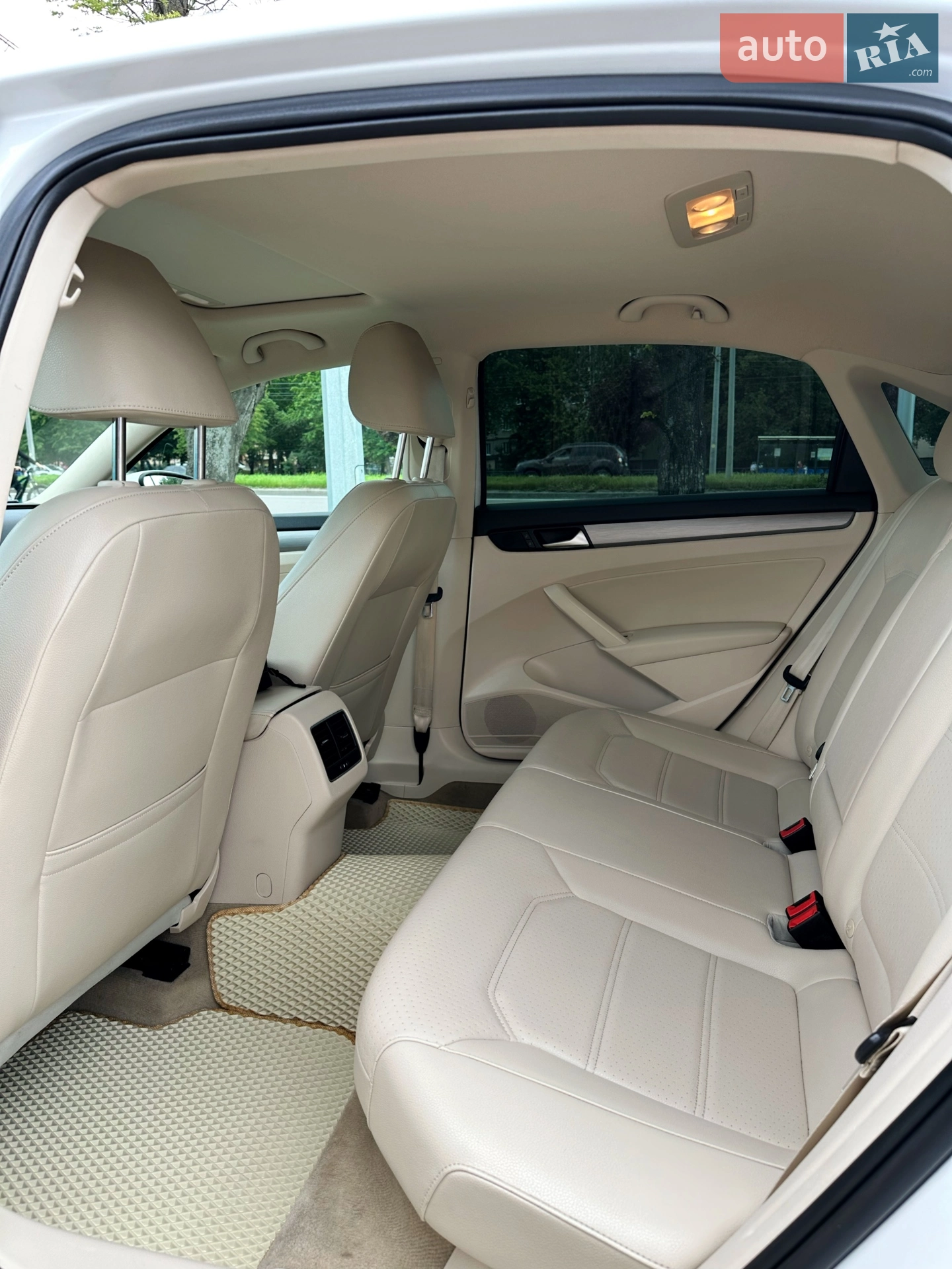 2014 Volkswagen Passat - мініатюра 29