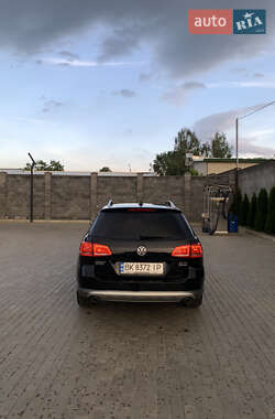 Универсал Volkswagen Passat 2012 в 