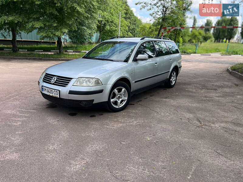 Універсал Volkswagen Passat 2002 в 