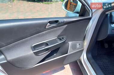 Універсал Volkswagen Passat 2010 в 