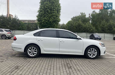 Седан Volkswagen Passat 2018 в 