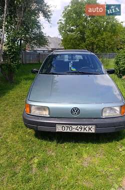 Универсал Volkswagen Passat 1989 в 