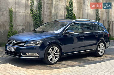 Універсал Volkswagen Passat 2014 в 