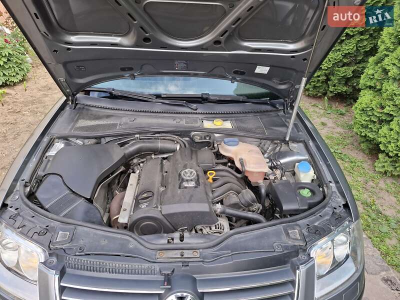 Універсал Volkswagen Passat 2003 в Виноградові