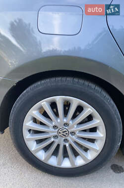 Седан Volkswagen Passat 2017 в 