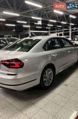 Седан Volkswagen Passat 2018 в 