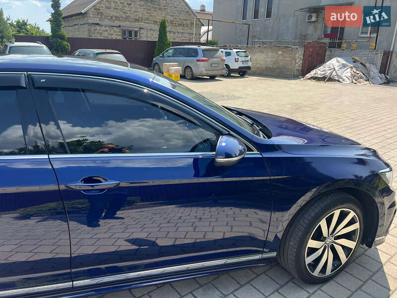 Седан Volkswagen Passat 2018 в Одессе фото 4 Седан Volkswagen Passat 2018 в Одессе
