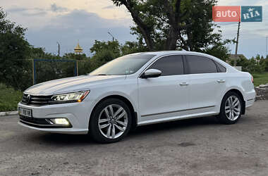 Седан Volkswagen Passat 2016 в 