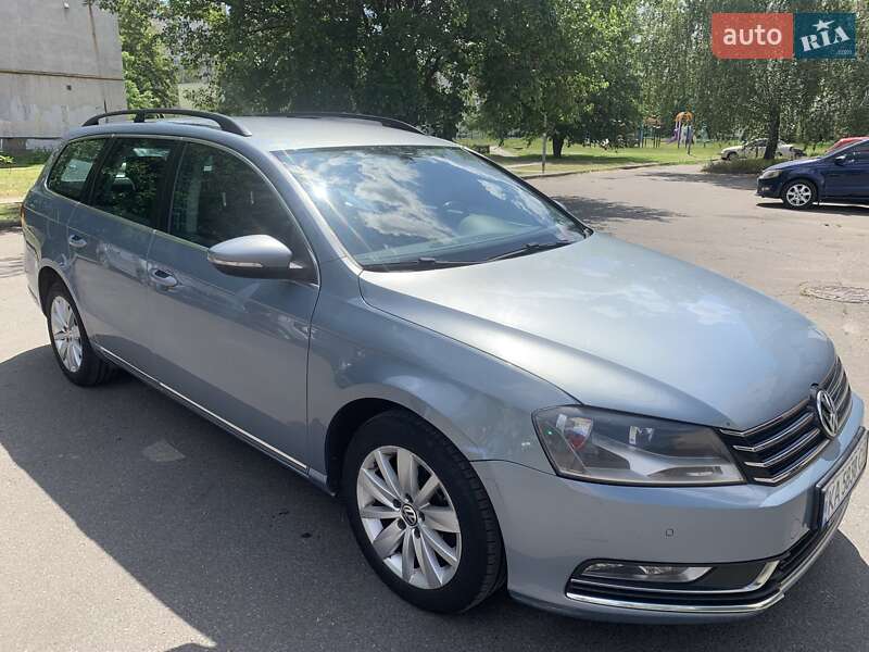 Універсал Volkswagen Passat 2013 в Києві