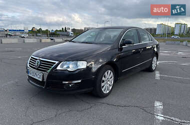 Седан Volkswagen Passat 2009 в Києві