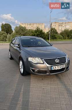 Универсал Volkswagen Passat 2008 в Киеве