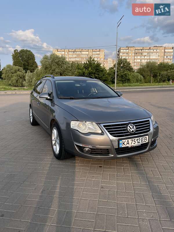 Універсал Volkswagen Passat 2008 в 