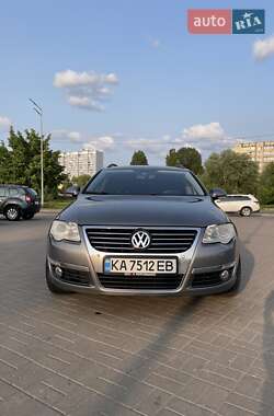 Універсал Volkswagen Passat 2008 в 