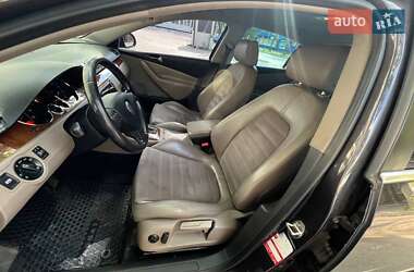 Седан Volkswagen Passat 2005 в Харькове