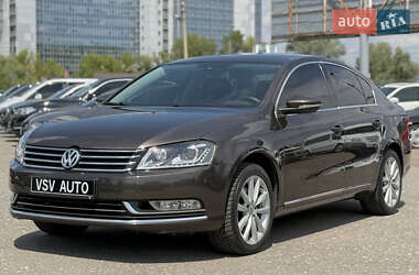 Седан Volkswagen Passat 2013 в 