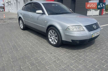 Седан Volkswagen Passat 2002 в Чернівцях