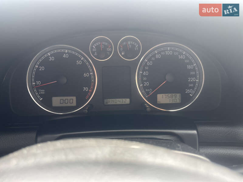 Седан Volkswagen Passat 2002 в Черновцах