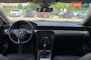 Седан Volkswagen Passat 2021 в 