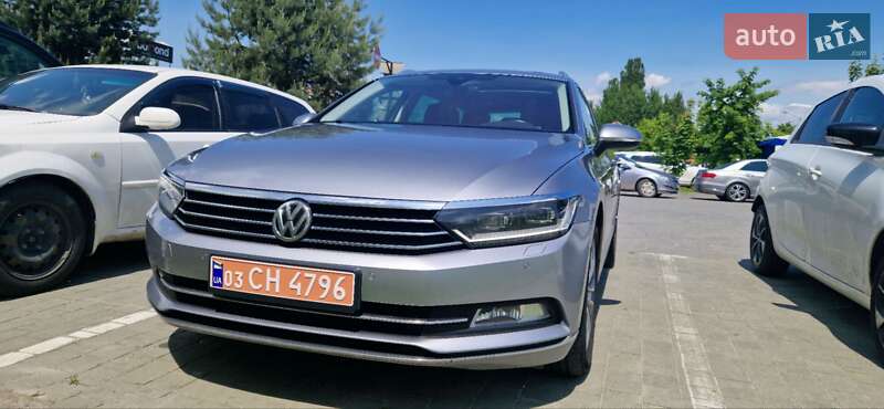 Універсал Volkswagen Passat 2018 в Хмельницькому