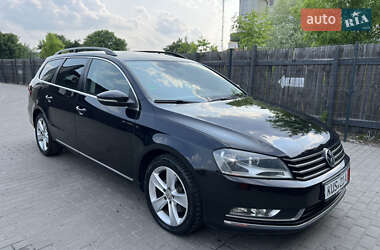 Универсал Volkswagen Passat 2012 в 