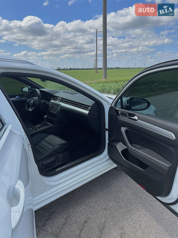 Универсал Volkswagen Passat 2017 в Никополе