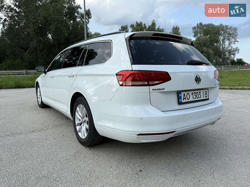 Універсал Volkswagen Passat 2015 в Береговому