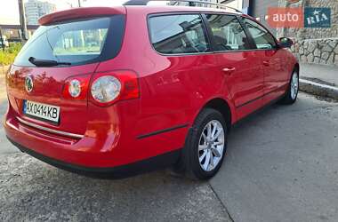 Универсал Volkswagen Passat 2010 в 