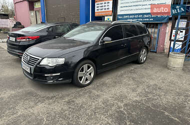 Універсал Volkswagen Passat 2008 в Києві