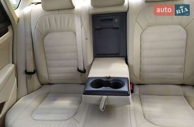Седан Volkswagen Passat 2014 в 