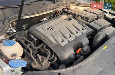 Универсал Volkswagen Passat 2013 в 