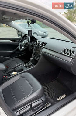 Седан Volkswagen Passat 2014 в 