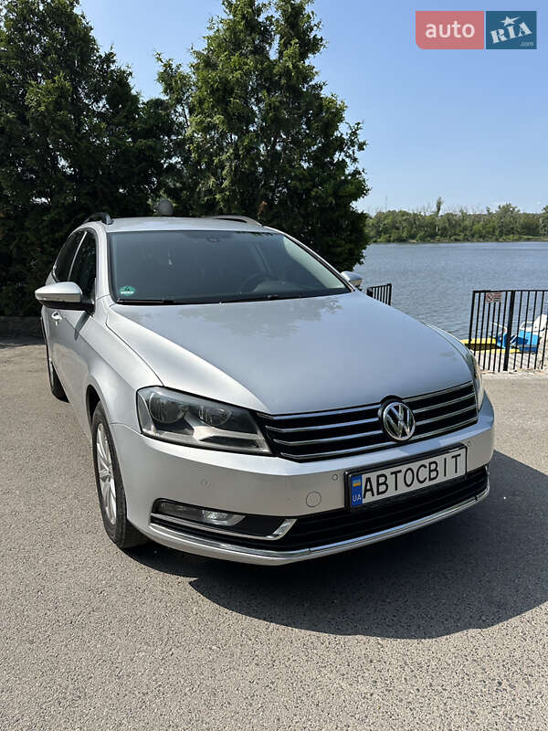 Volkswagen Passat 2011
