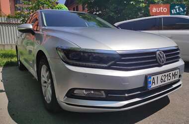 Универсал Volkswagen Passat 2017 в Киеве