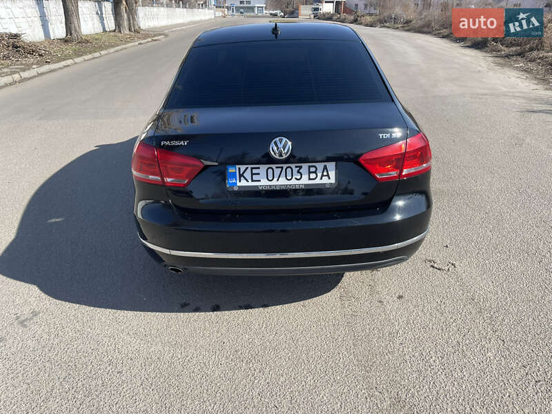 Седан Volkswagen Passat 2012 в Дніпрі