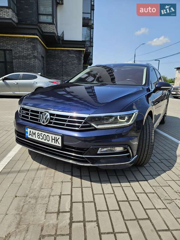 Универсал Volkswagen Passat 2016 в Житомире